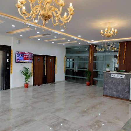 Hotel Satkar International Chhindwāra Exteriér fotografie