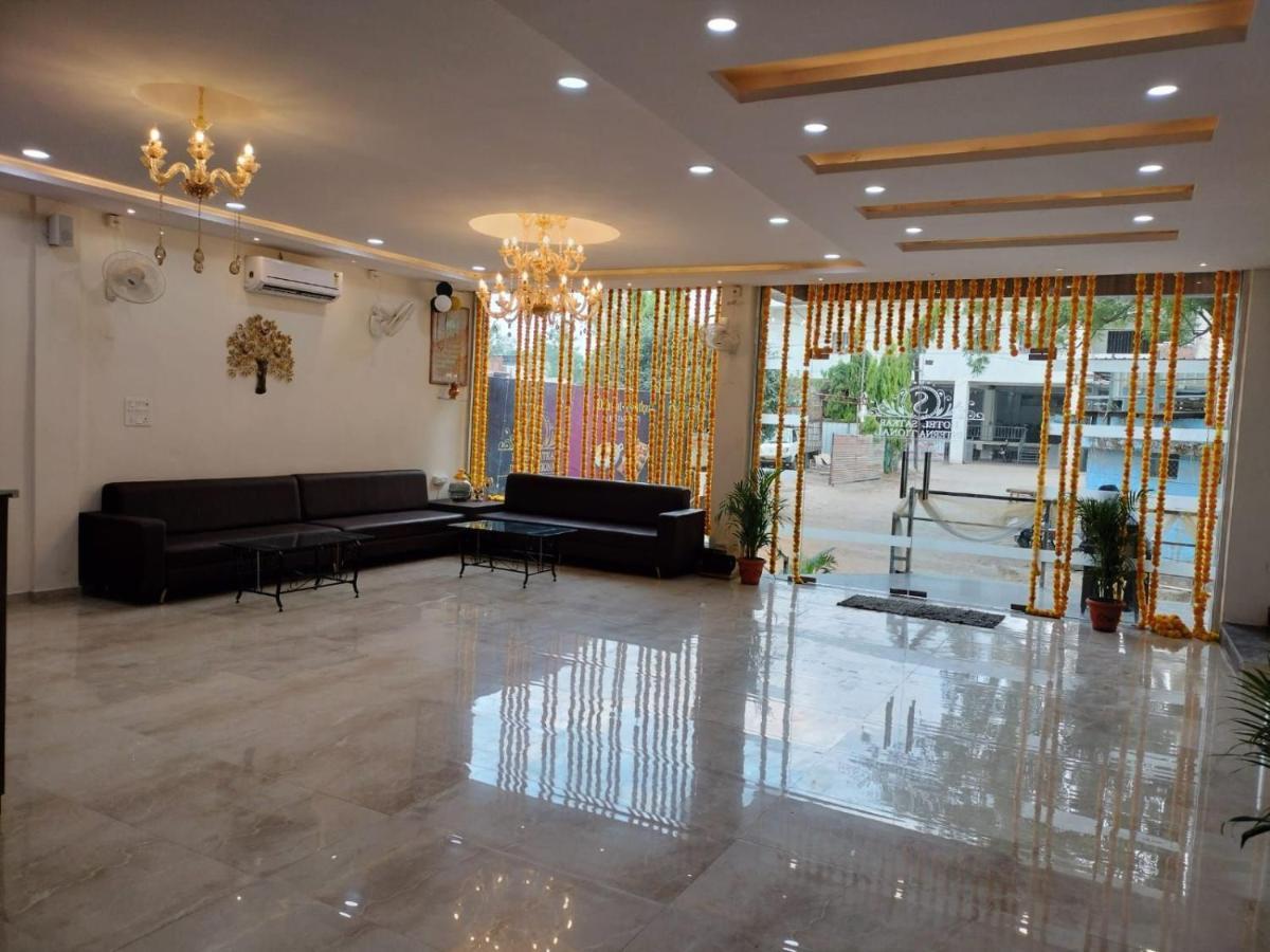 Hotel Satkar International Chhindwāra Exteriér fotografie